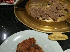 -猪啊牛呀羊啊铜盘烤肉(正大广场店)