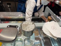 -VENCHI 闻绮(上海佛罗伦萨小镇店)