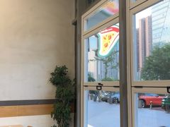 -MT麦如麦立送(梅溪新天地店)