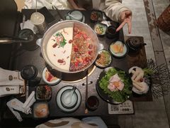 -湊湊火锅·茶憩(新中关购物中心店)