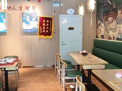 -护国寺小吃店(红莲南路店)