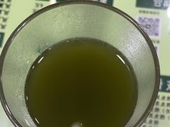 鲜榨柠檬斑斓汁-玉椰林甜品店(创始店)