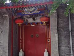 -手帕胡同-地上停车场