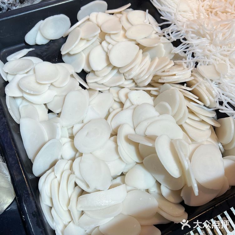 江西汤煮年糕，和记忆里学校旁边小店的味道一样哒[加油]