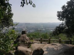 -灵岩山风景区