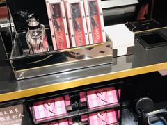 -Victoria's Secret(杭州湖滨银泰in77店)