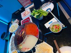 -唯爱KTV聚会餐厅(仙林东城汇店)