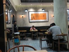 -半亩良田排骨米饭(西城红场店)