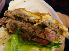 牛泰极-龙治汉堡(中华城店)