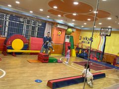 -卓跃儿童运动馆·体能·跳绳·篮球(滨江东中心店)