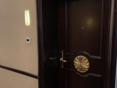 -河南中州皇冠假日酒店
