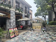 -迪士尼小镇