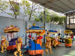 -顺德大良半月城游乐场