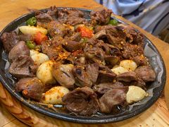 -老东镇啤酒屋海鲜加工·蒸汽海鲜·海鲜烧烤(台东店)