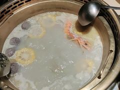 -余欢领鲜火锅(新街口店)