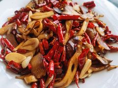 炒牛肝菌-乡村小榭饭店