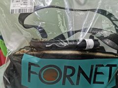 -福奈特洗衣·洗鞋·奢侈品护理(长阳路店)