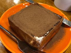 招牌漏奶华-澳门陈光记烧味饭店(南京德基广场店)