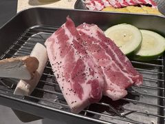 -蚂蚁洞·烤肉大营地(上海静安大悦城店)