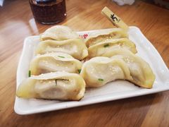 -小姜锅贴(凤凰街店)