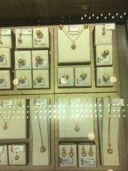 点击看大图 -六福珠宝(友谊商城店)