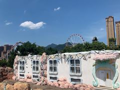 -贵安欢乐世界