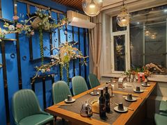 -七甲山烤肉(长白山奇石山珍根艺一条街店)