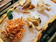 菌类四品-滇釜火锅·能喝汤的火锅(车公庄店)