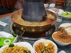 -楼外楼大刀肉传统火锅(西安大路店)