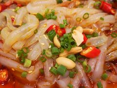 石河子凉皮-巴扎美食·新疆菜·西域歌舞表演餐厅(新疆大厦店)