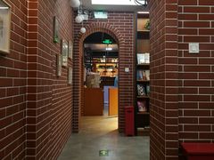 -新华书店(永安路店)