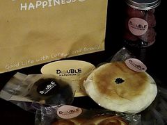 -DOUBLE HAPPINESS 双喜面包咖啡
