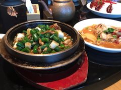 石锅蛙仔-荣小馆(椒江青悦城店)