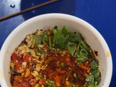 -牛华周记麻辣烫起源店