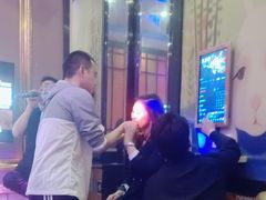 -莹乐迪量贩式KTV(祝桥店)