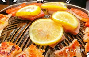 Ginseng-Marinated Pork Belly