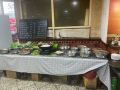 -金卯白肉罩火烧