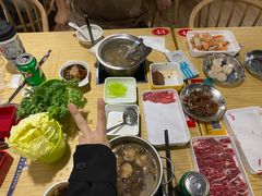 -杨老板·海鲜集市火锅·鲜切牛肉(中防万宝店)