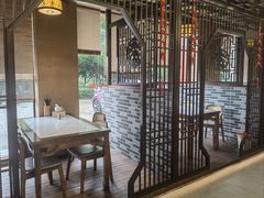 -邱芳粉店(迎宾大道旗舰店)