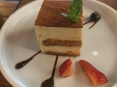 -MARU玛露音乐餐厅(大学路店)