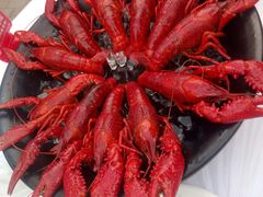 -虾弄弄海派小龙虾·牛羊蝎子火锅