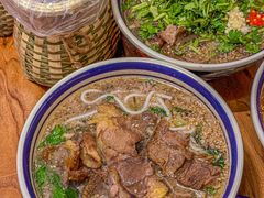 -云阿蛮云南生烫牛肉米线(奉贤路店)