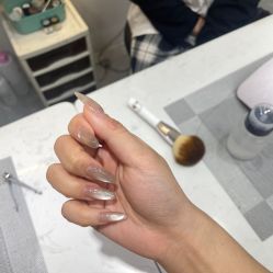 -爱纶美·美甲美睫半永久