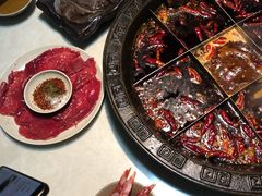 -渝嘴小老弟老火锅(华新村店)