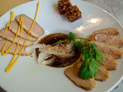 -穹六人间 people 6(岳阳路店)