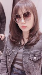 -HAIR CORNER