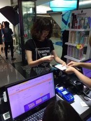 -FRIDAY星期五专业美发沙龙