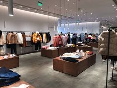 -URBAN REVIVO(西安Momopark店)