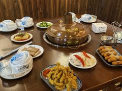 -岳记兴隆·青城腊排铜火锅(融创店)