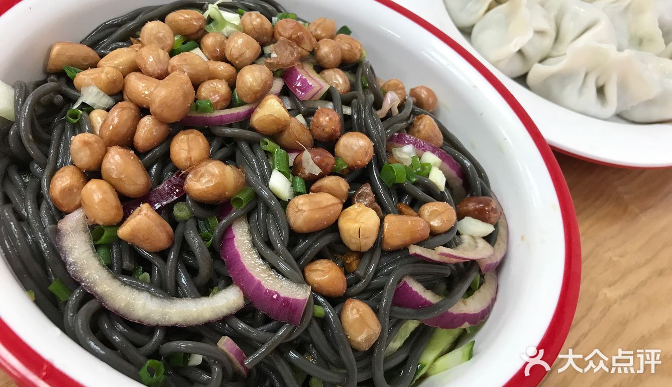 这三鲜饺子给我香迷糊了